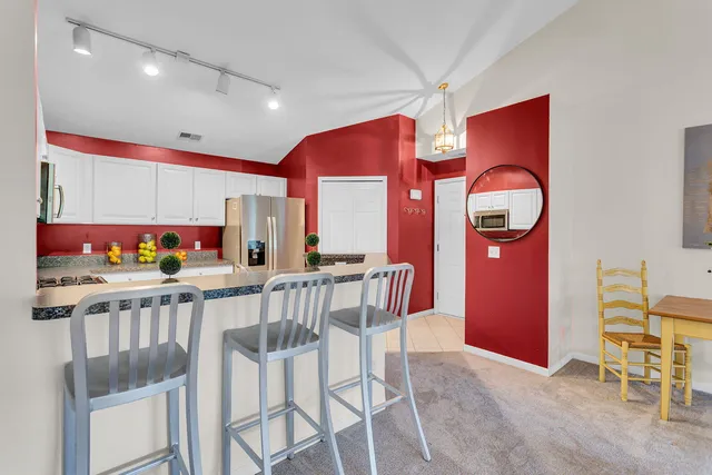 $209,000 | 745 West Barrington Circle, Jackson, MI 49203