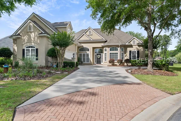 $830,000 | 1 Meadowlawn Lane, Bluffton, SC 29910