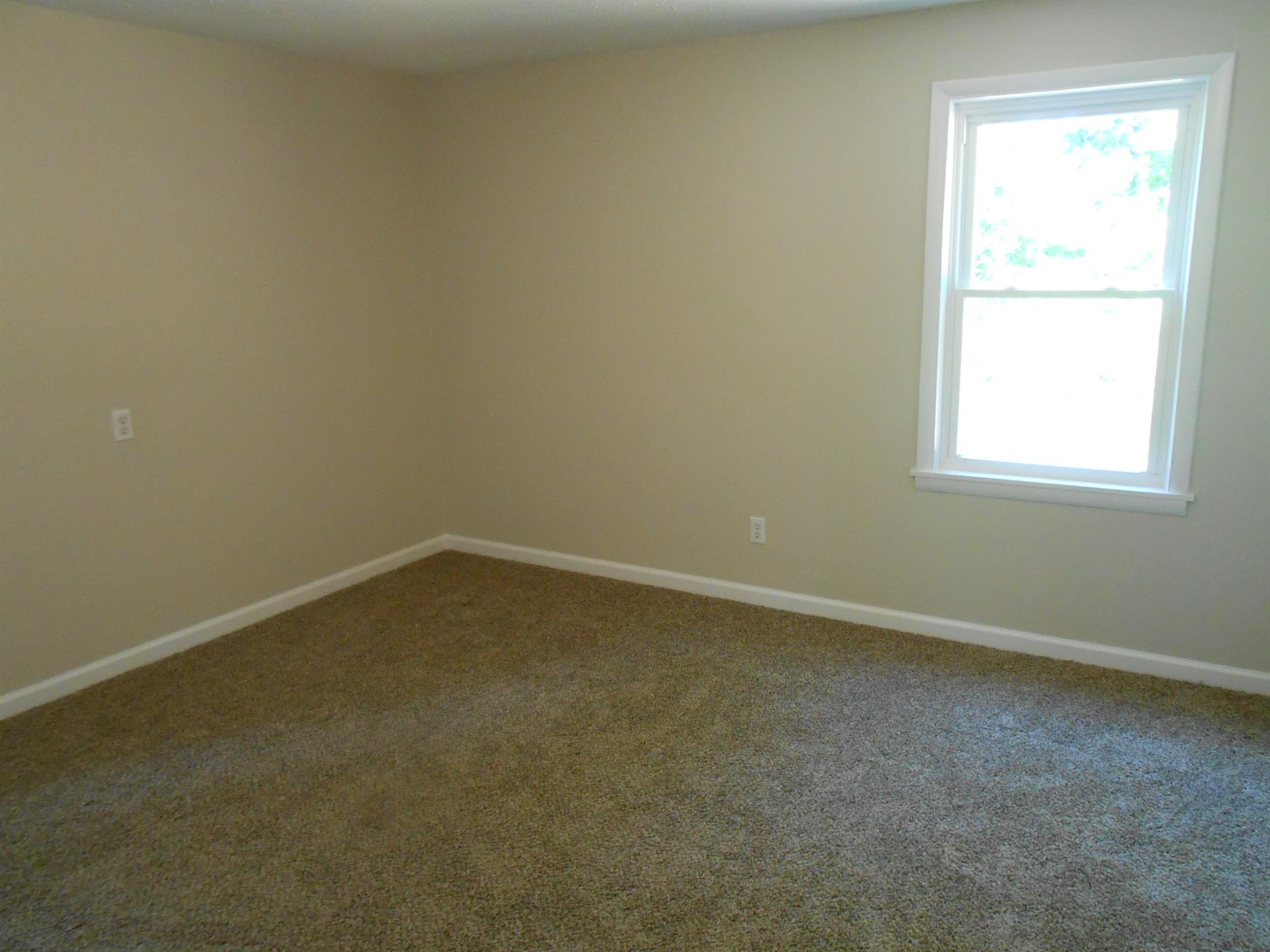 2980 Oak Grove Church Road Bethpage, TN 37022 - Photo 8 of 17 Gallery Image 8