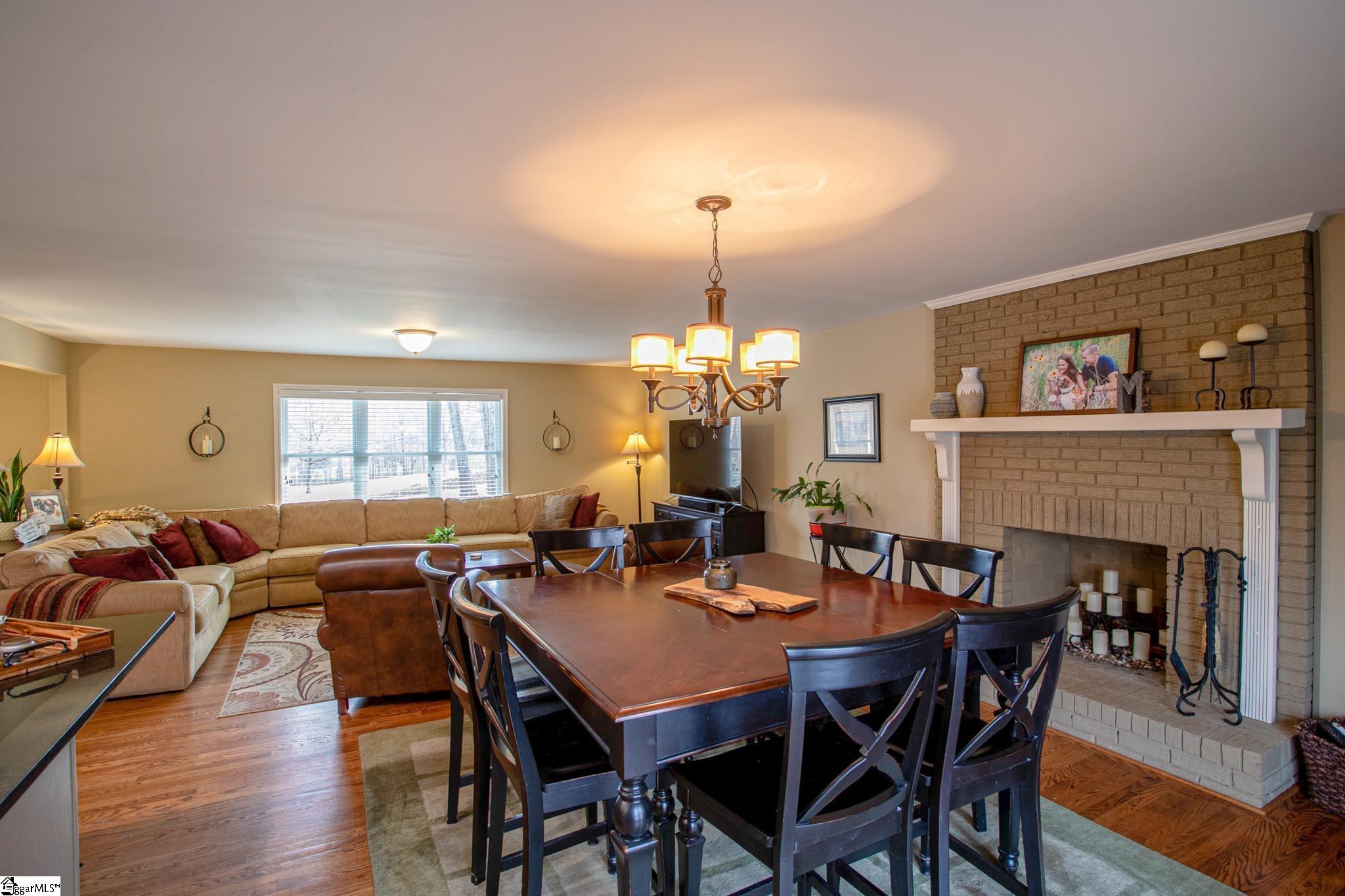 361 State Rd S-42-2788 Greer, SC 29651 - Photo 7 of 29 Gallery Image 7