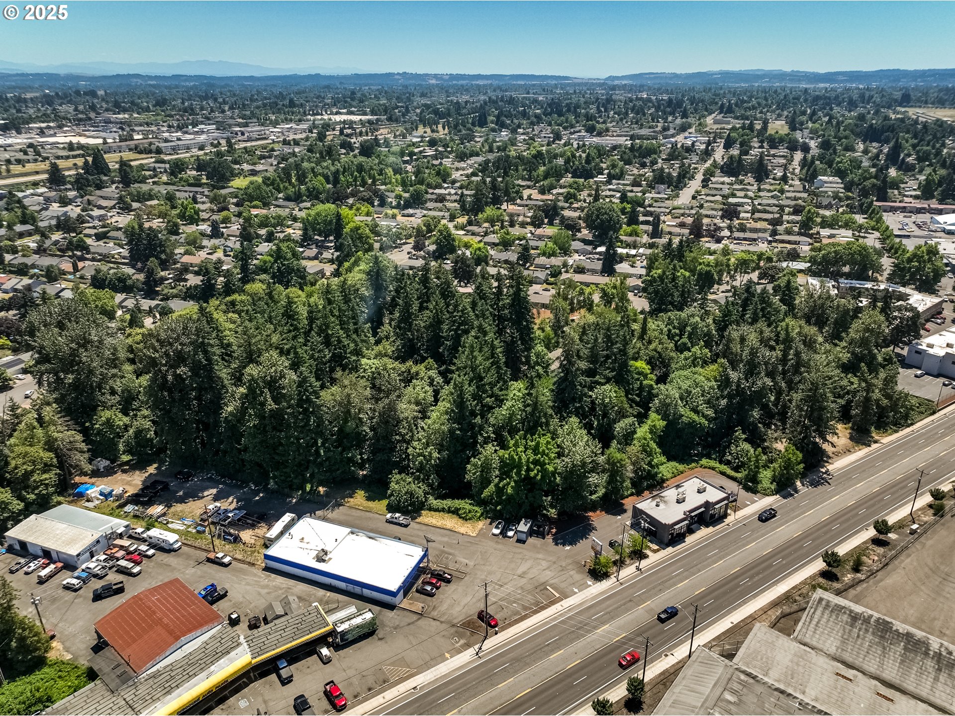 2557 Hummingbird Lane Northeast Salem, OR 97301 - Photo 3 of 7 an aerial view of multiple house