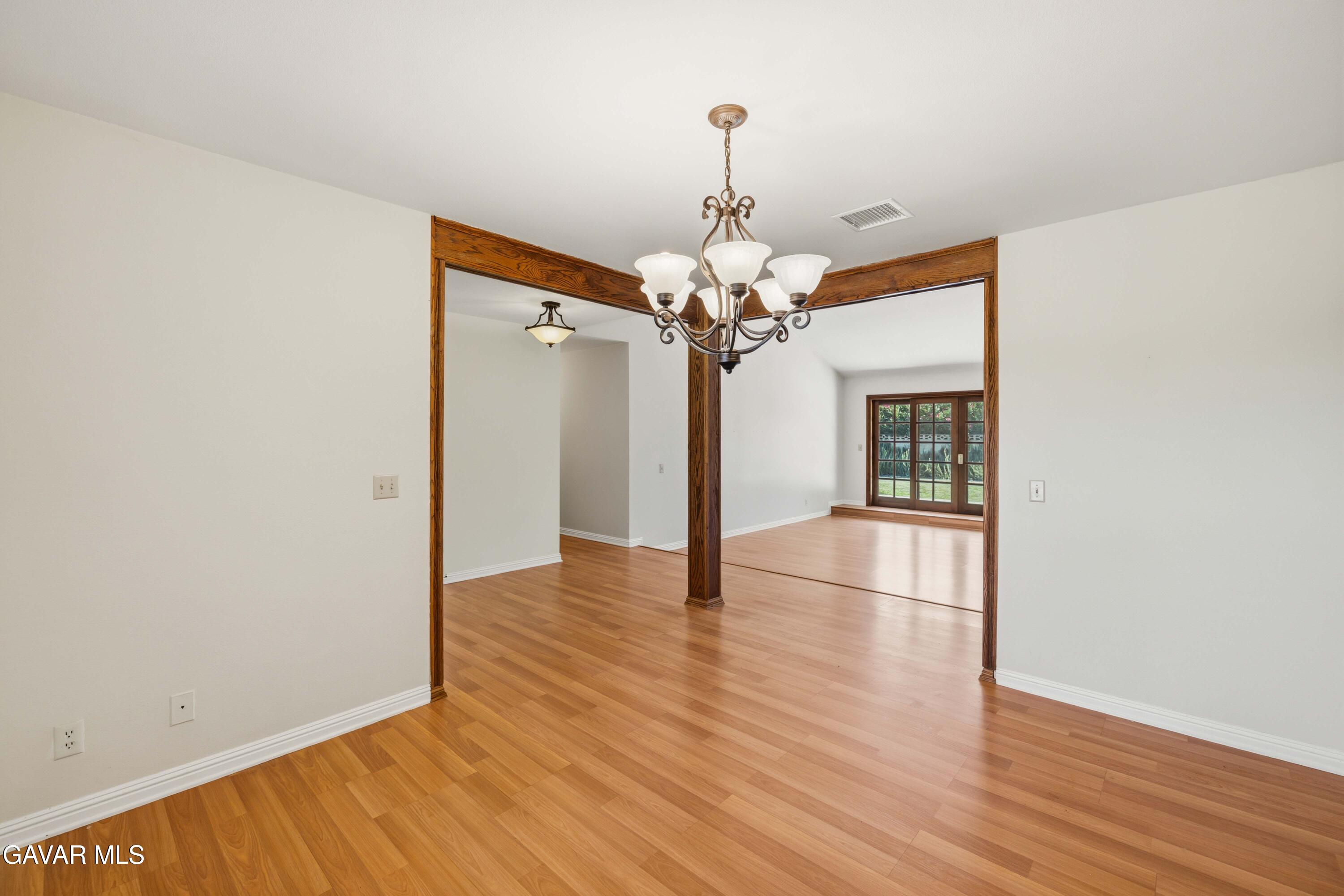2827 Perfect Place Lancaster, CA 93536 - Photo 17 of 34 2827 Perfect Pl-10