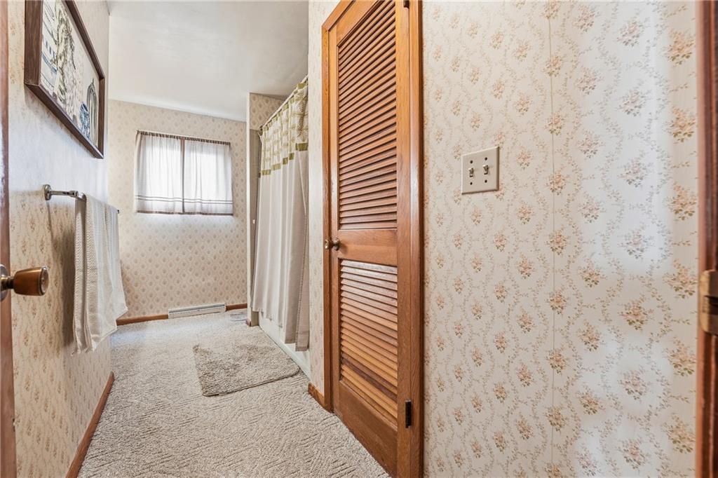 37 Carlisle Road Transfer, PA 16154 - Photo 12 of 28