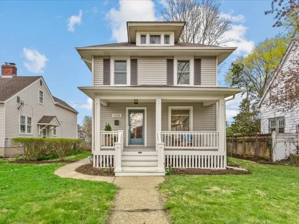 $475,000 | 1028 South 4th Street, St. Charles, IL 60174