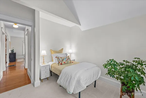 $475,000 | 1028 South 4th Street, St. Charles, IL 60174