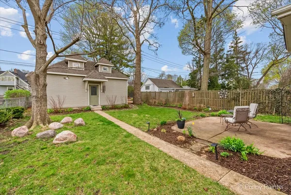 $475,000 | 1028 South 4th Street, St. Charles, IL 60174