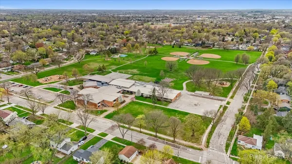 $475,000 | 1028 South 4th Street, St. Charles, IL 60174