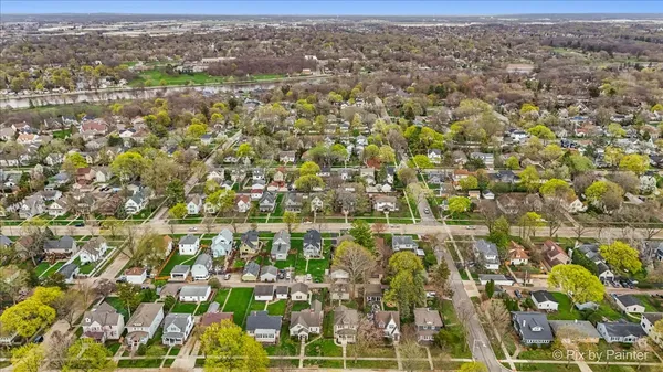 $475,000 | 1028 South 4th Street, St. Charles, IL 60174