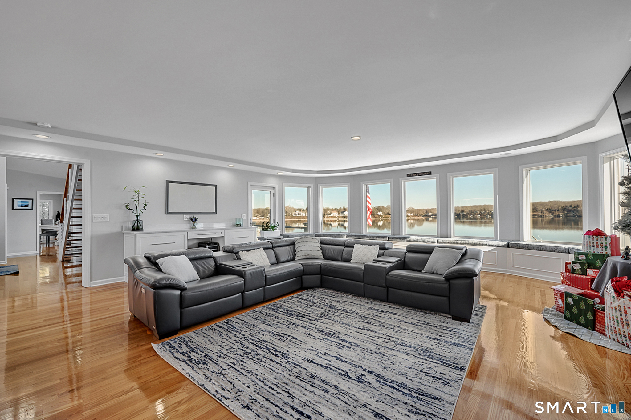 32 Bishops Bay Road East Lyme, CT 06357 - Photo 18 of 40