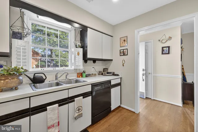 $399,990 | 174 Fairfield Drive, Warrenton, VA 20186