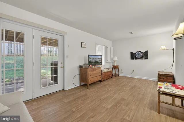 $399,990 | 174 Fairfield Drive, Warrenton, VA 20186