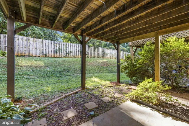 $399,990 | 174 Fairfield Drive, Warrenton, VA 20186