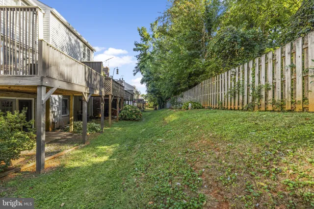 $399,990 | 174 Fairfield Drive, Warrenton, VA 20186