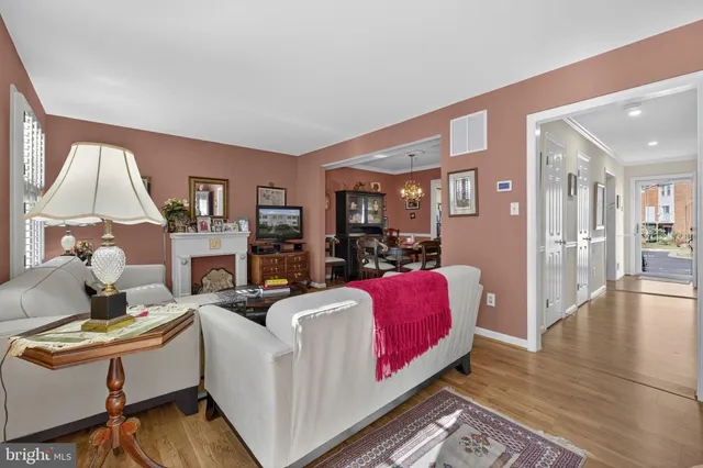 $399,990 | 174 Fairfield Drive, Warrenton, VA 20186