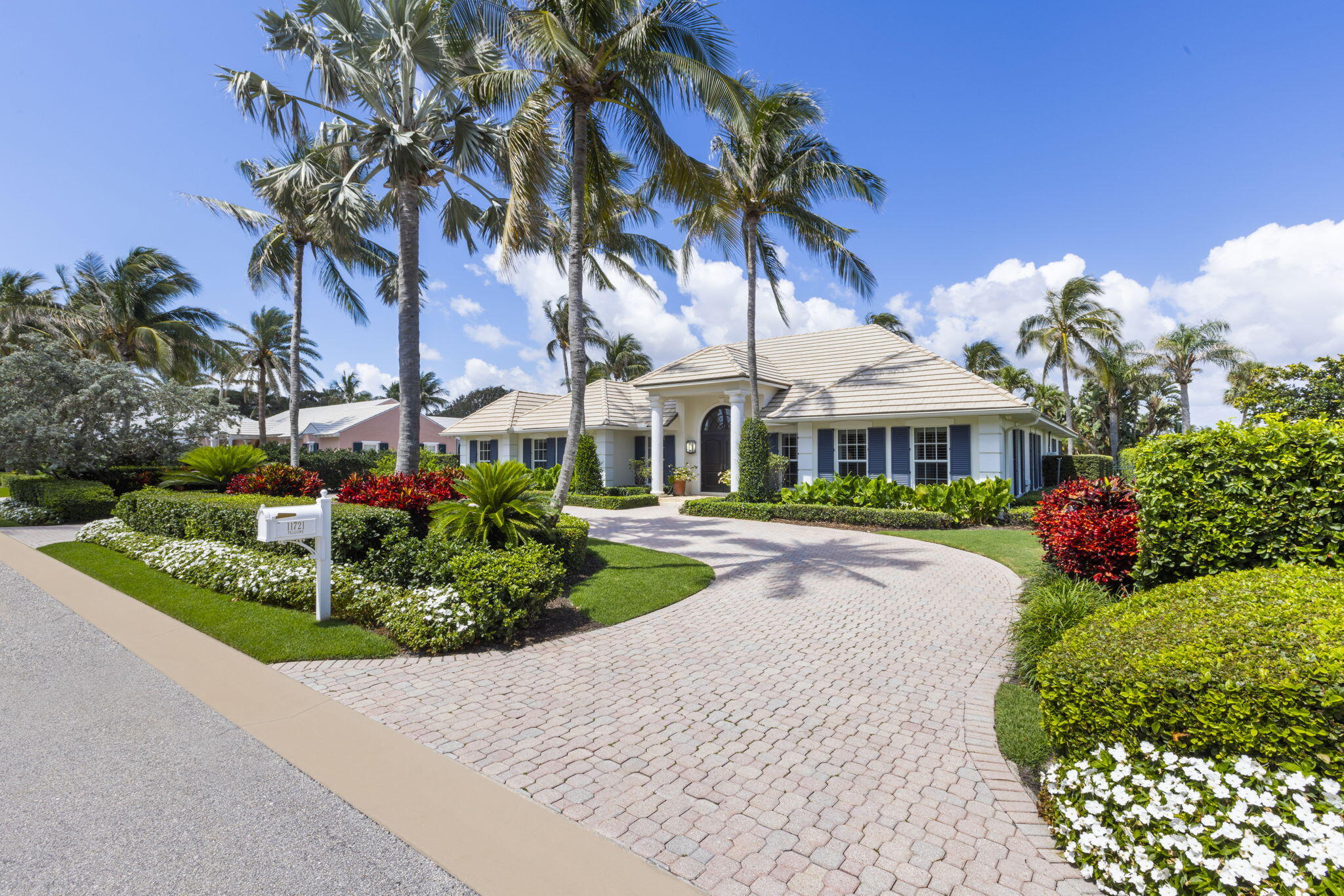 11721 Turtle Beach Road North Palm Beach, FL 33408 - Photo 4 of 69 5-web-or-mls-ET6A1594