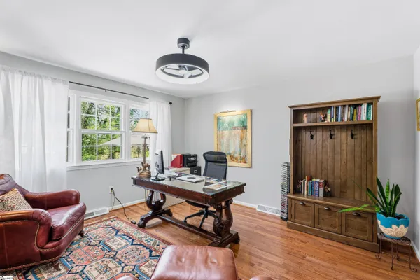 $232,000 | 24 12 Oaks Terrace, Greenville, SC 29615