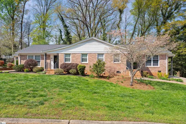 $232,000 | 24 12 Oaks Terrace, Greenville, SC 29615