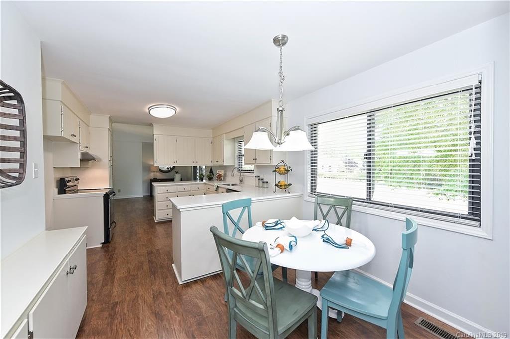 4085 Alana Court Tega Cay, SC 29708 - Photo 20 of 48 Gallery Image 20