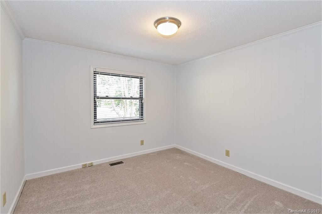 4085 Alana Court Tega Cay, SC 29708 - Photo 35 of 48 Gallery Image 35