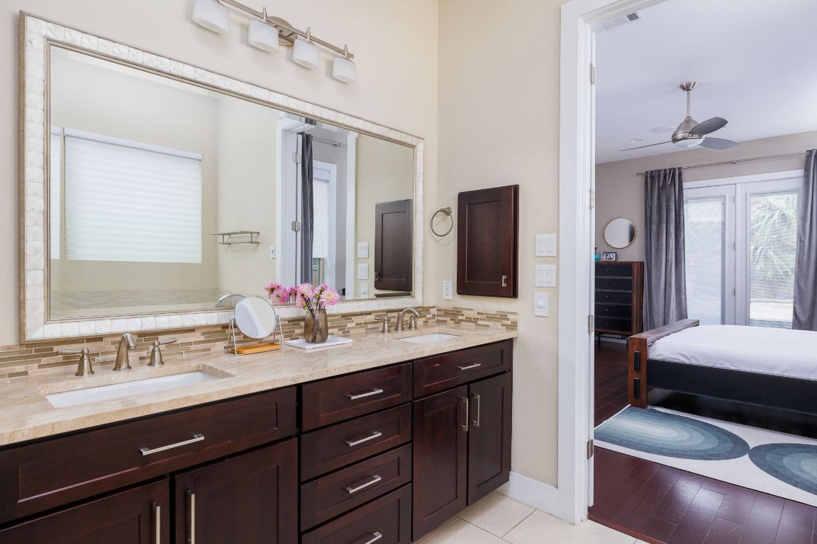 5206 Woodrow Avenue Austin, TX 78756 - Photo 13 of 30