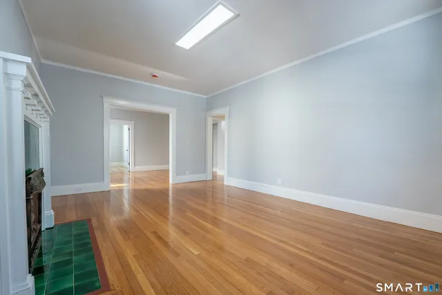 $2,000 | 94 Fairfield Avenue, Hartford, CT 06114