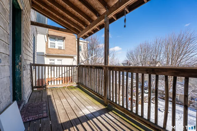 $2,000 | 94 Fairfield Avenue, Hartford, CT 06114