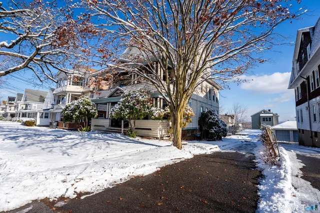 $2,000 | 94 Fairfield Avenue, Hartford, CT 06114