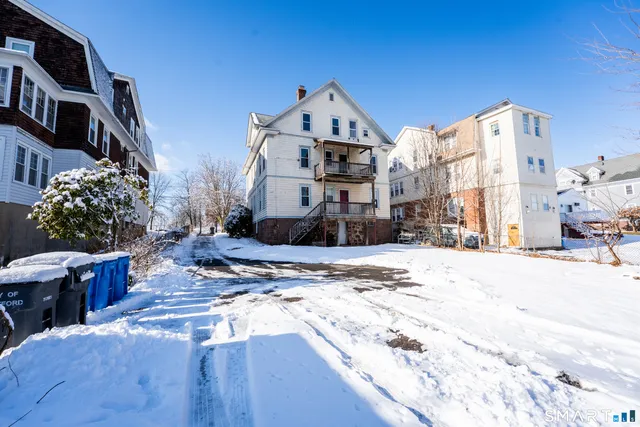 $2,000 | 94 Fairfield Avenue, Hartford, CT 06114