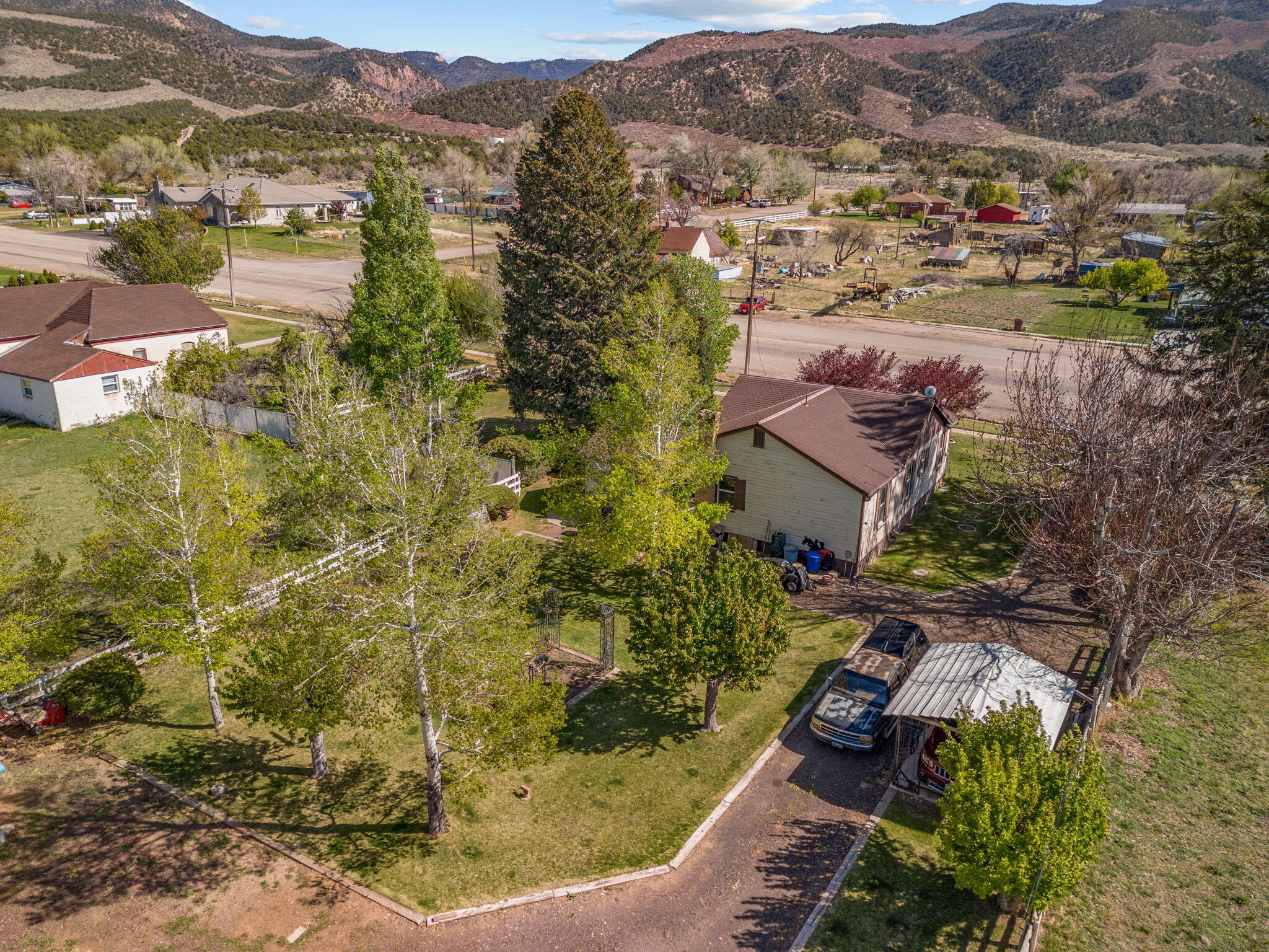 147 East Main Street Summit, UT 84772 - Photo 29 of 34 6-web-or-mls-147-e-main-st
