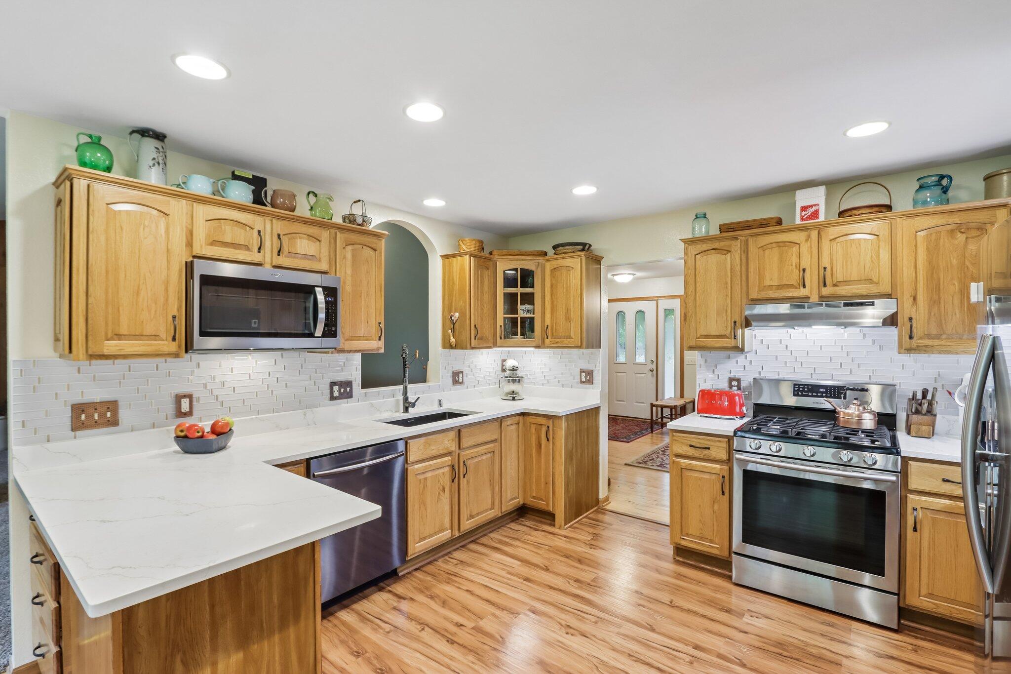355 Maple Heights Road Medina, WI 53559 - Photo 9 of 70 20-web-or-mls-Maple Heights Rd-S2205-020