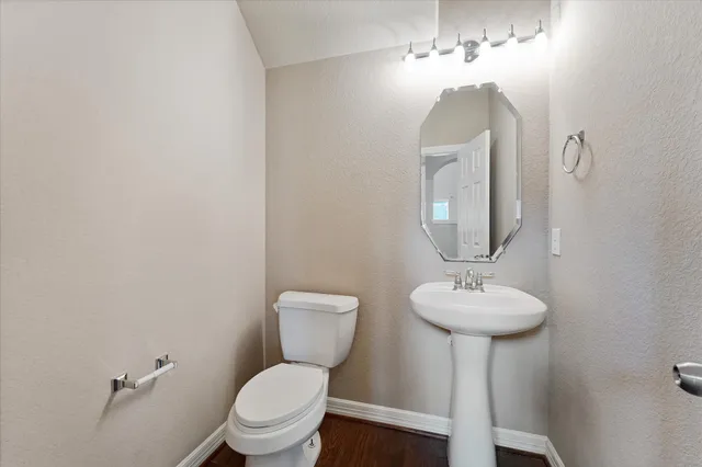 $3,500 | 23918 Windsor Canyon Court, Spring, TX 77389