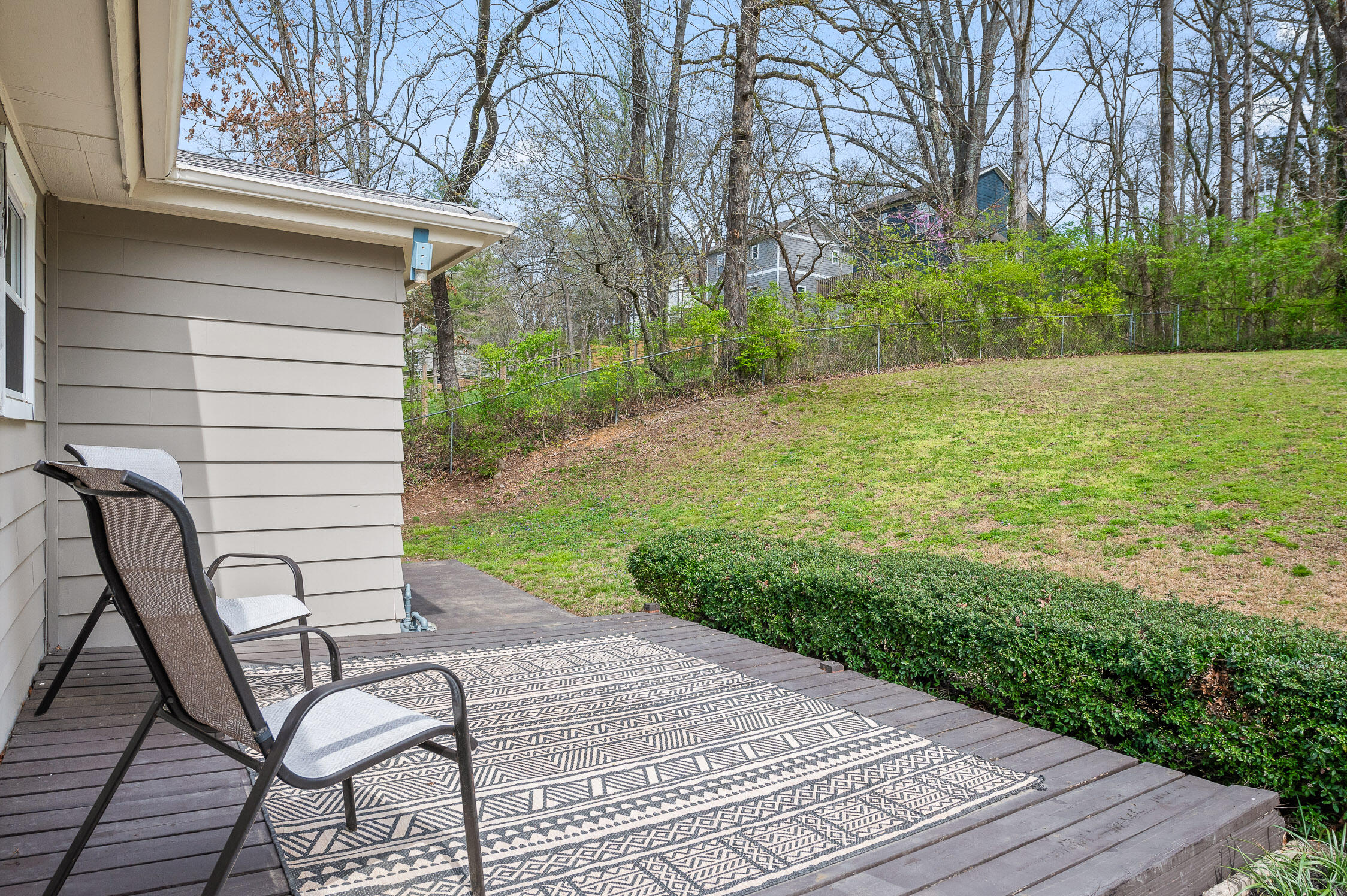 528 Lullwater Road Chattanooga, TN 37405 - Photo 25 of 28 Back Deck