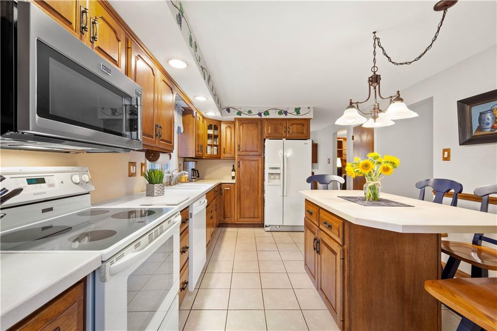 1732 Hassam Road Coraopolis, PA 15108 - Photo 14 of 25 Gallery Image 14