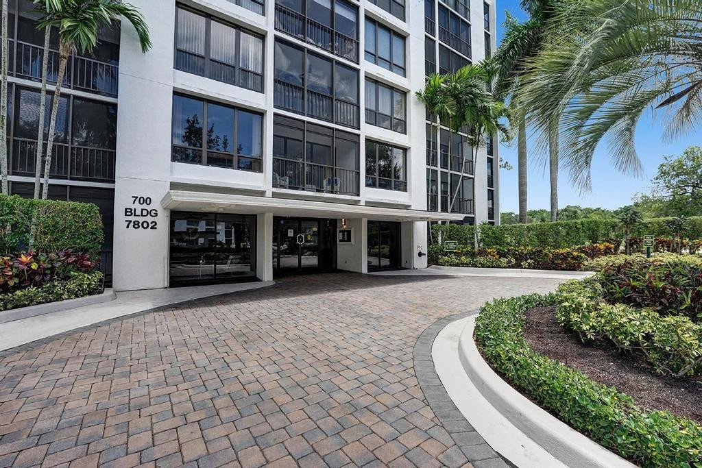 7802 Lakeside Boulevard, Unit 723 Boca Raton, FL 33434 - Photo 2 of 51 Photo 2