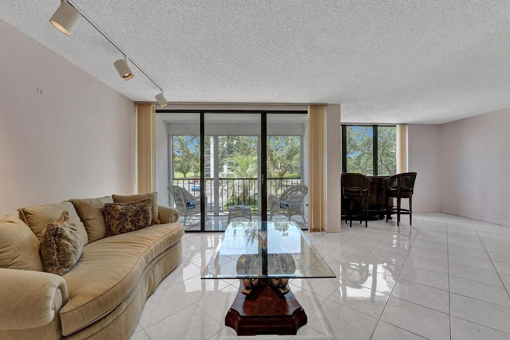 7802 Lakeside Boulevard, Unit 723 Boca Raton, FL 33434 - Photo 10 of 51 Photo 10