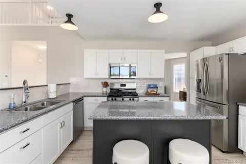 $800,000 | 10075 Silver Maple Road, Highlands Ranch, CO 80129