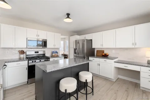 $800,000 | 10075 Silver Maple Road, Highlands Ranch, CO 80129