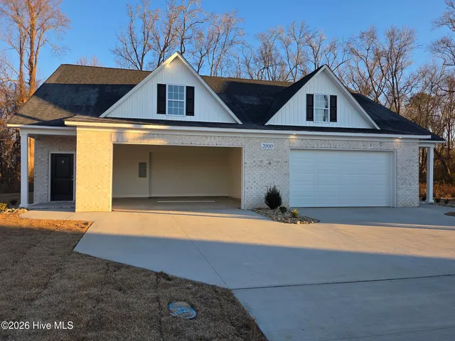 $304,900 | 2000 Dartford Drive, Unit B, Greenville, NC 27834