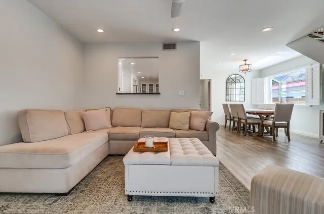 $839,000 | 930 Ocean View Avenue, Unit E, Monrovia, CA 91016