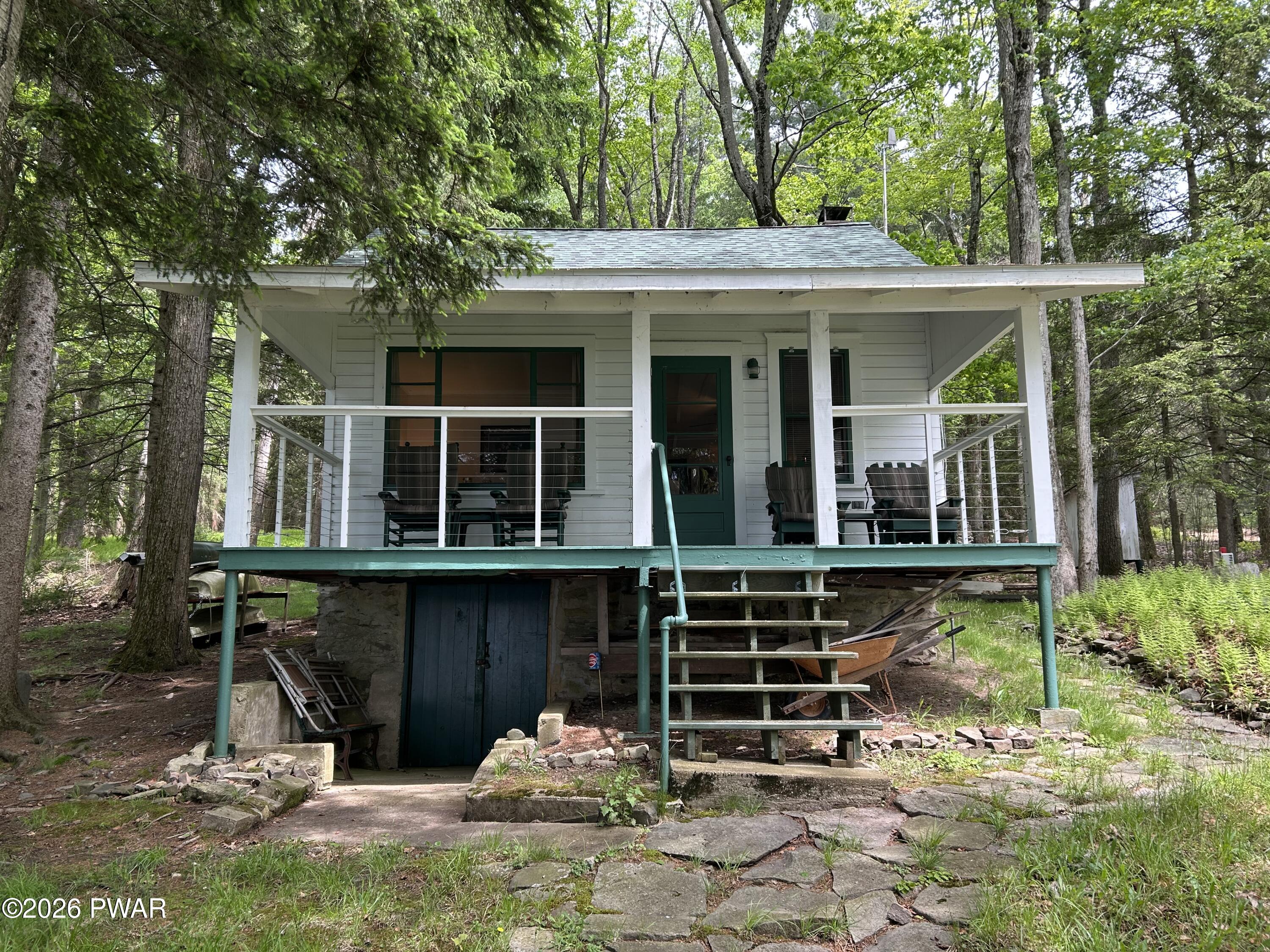 111 Ridgefield Point Road Greentown, PA 18426 - Photo 6 of 61