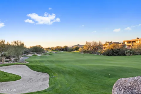 $587,500 | 10260 East White Feather Lane, Unit 2015, Scottsdale, AZ 85262