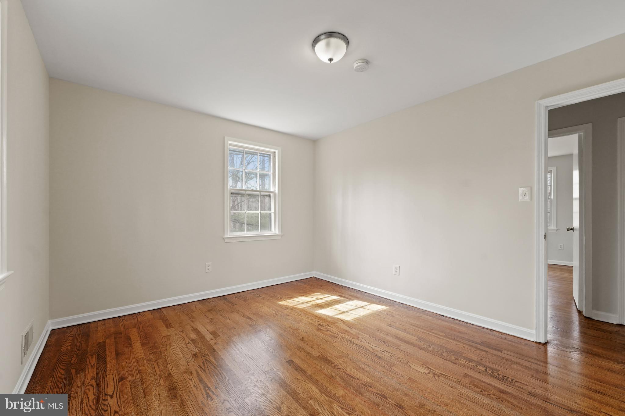 2307 Short Ridge Road Reston, VA 20191 - Photo 35 of 60