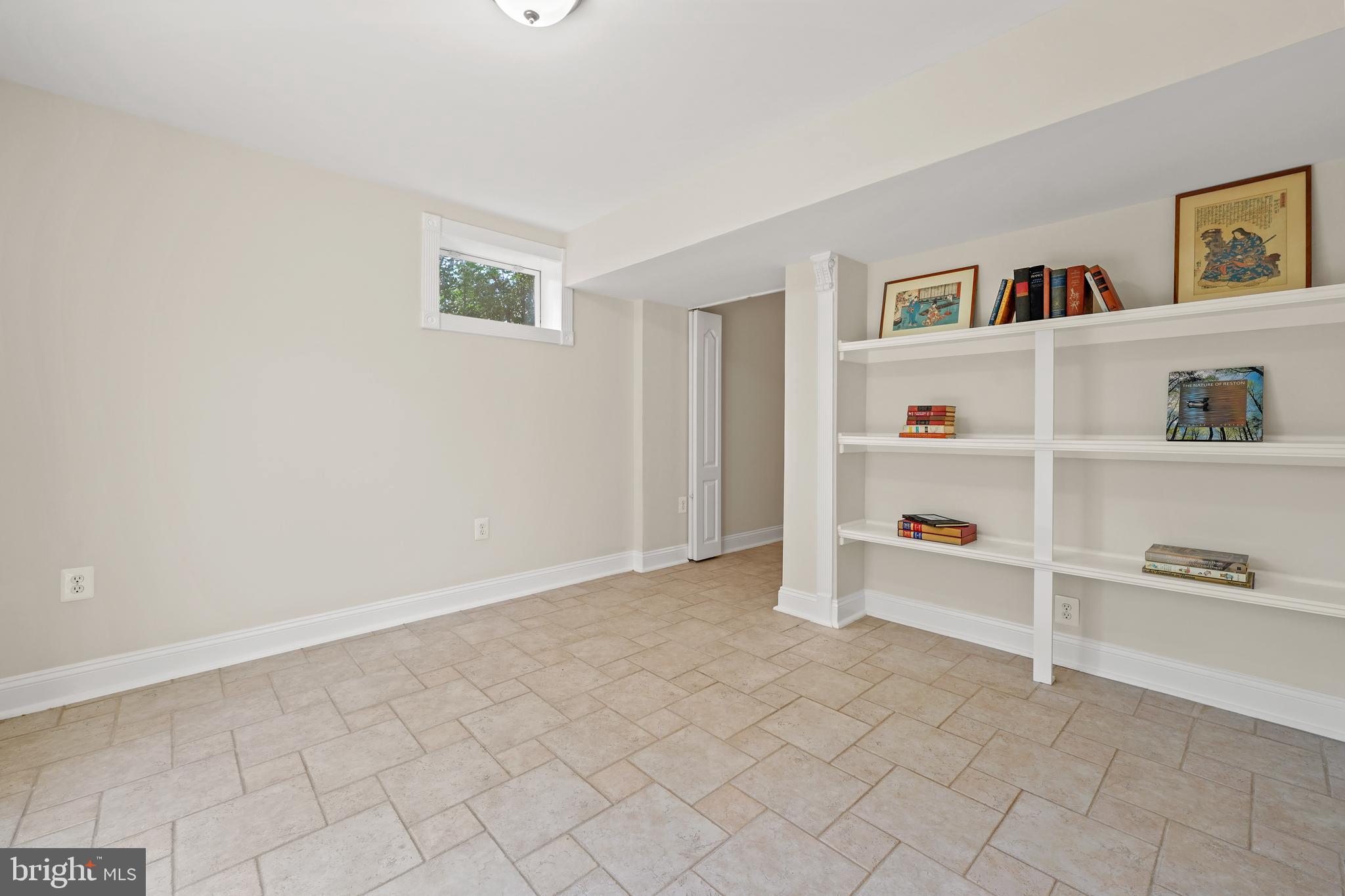 2307 Short Ridge Road Reston, VA 20191 - Photo 42 of 60