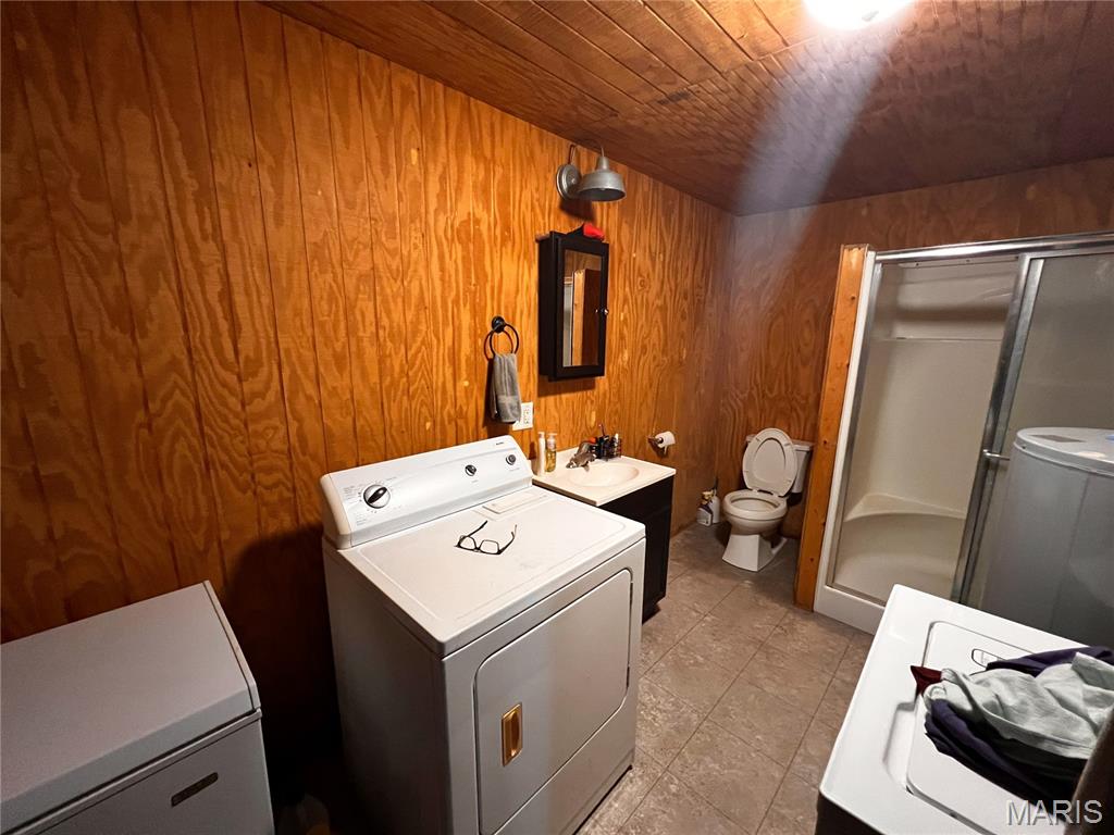 2921 Lazy Acre Road Odin, IL 62870 - Photo 11 of 46