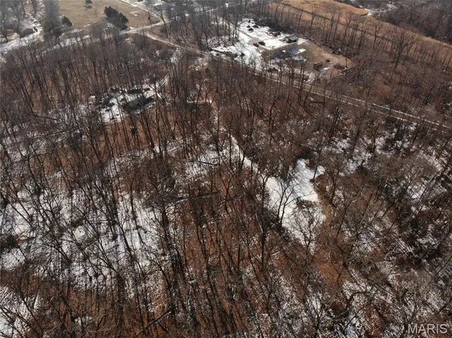 $215,000 | 2921 Lazy Acre Road, Odin, IL 62870