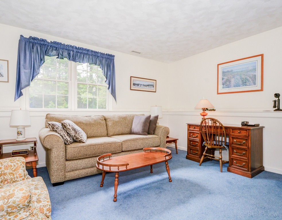39 Timbercreek Lane Billerica, MA 01821 - Photo 21 of 26 Gallery Image 21