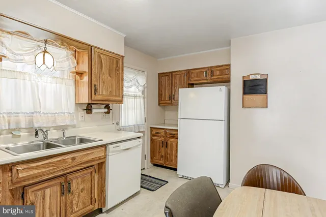 $259,900 | 1406 Carlisle Road, Camp Hill, PA 17011