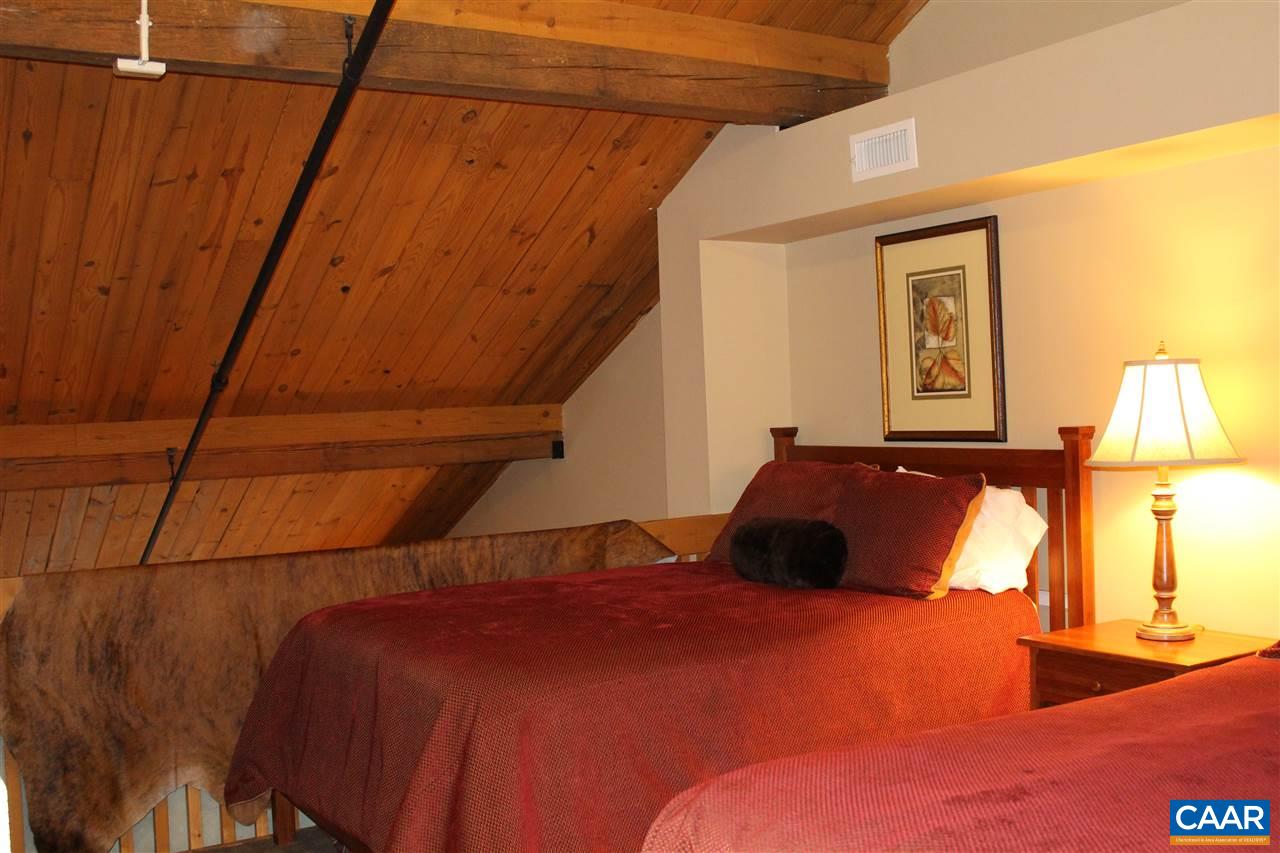171 Mountain Inn Loop Wintergreen, VA 22967 - Photo 13 of 14 Gallery Image 13
