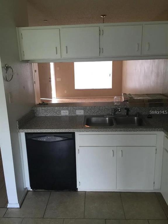 244 Countryside Key Boulevard Oldsmar, FL 34677 - Photo 6 of 15