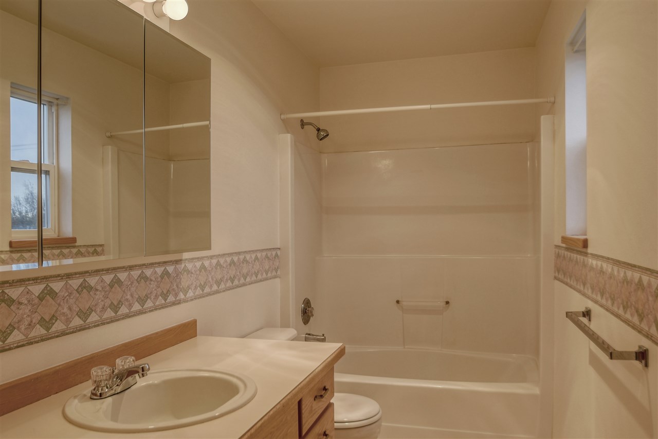 908 West Paradise Road Spokane, WA 99224 - Photo 11 of 22